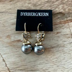Dyrberg/Kern Golda earrings with greey Swarovski crystals and pearl